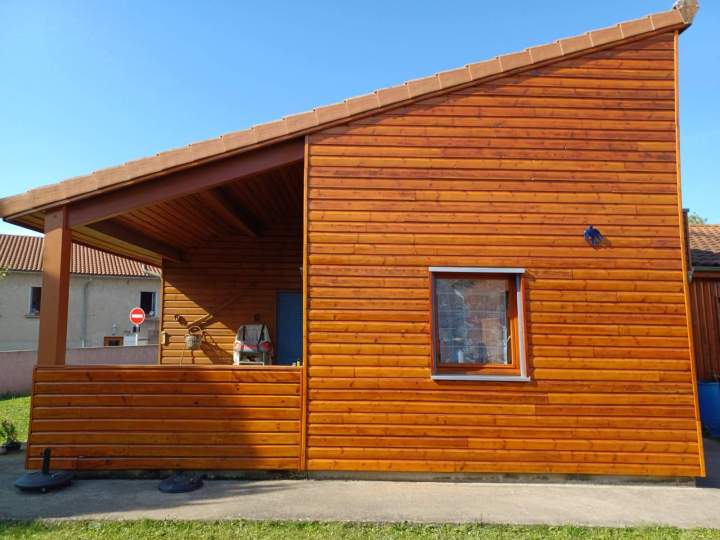 Façade bois rénovée Lezoux